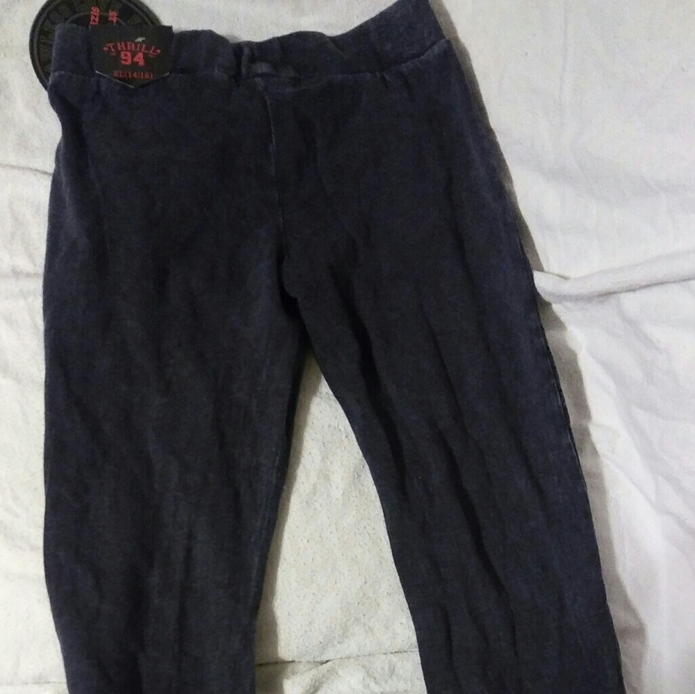 Joggers - Picture 3 of 3